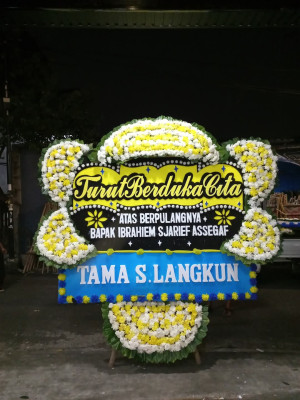 Papan Bunga Duka di Jamanis